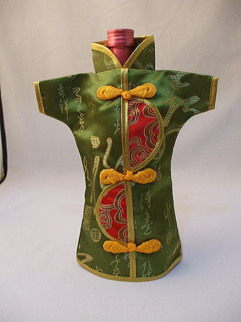 <B>���C���{�g���J�o�[�@�u�`���C�i�����v�@�@�������@�@�@�����G��