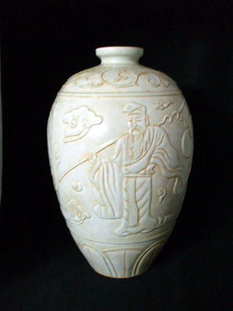 青白磁刻花梅瓶 中国陶磁器