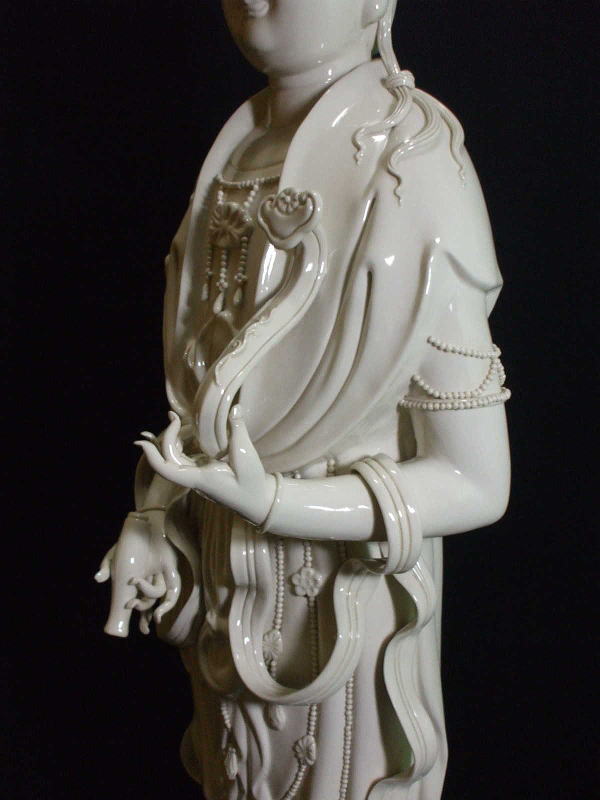 徳化窯：白磁観音像各種