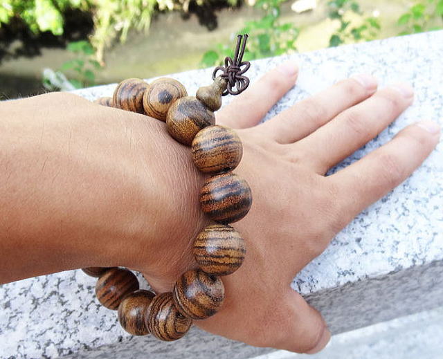 念珠　　中国念珠（ねんじゅ）　数珠「ｼﾞｭｽﾞ」