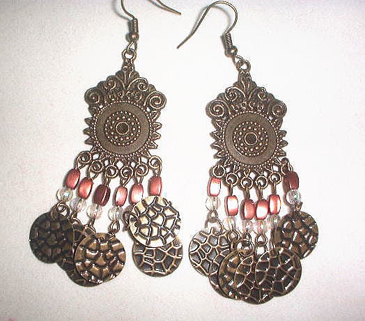 �A���e�B�[�N���s�A�X